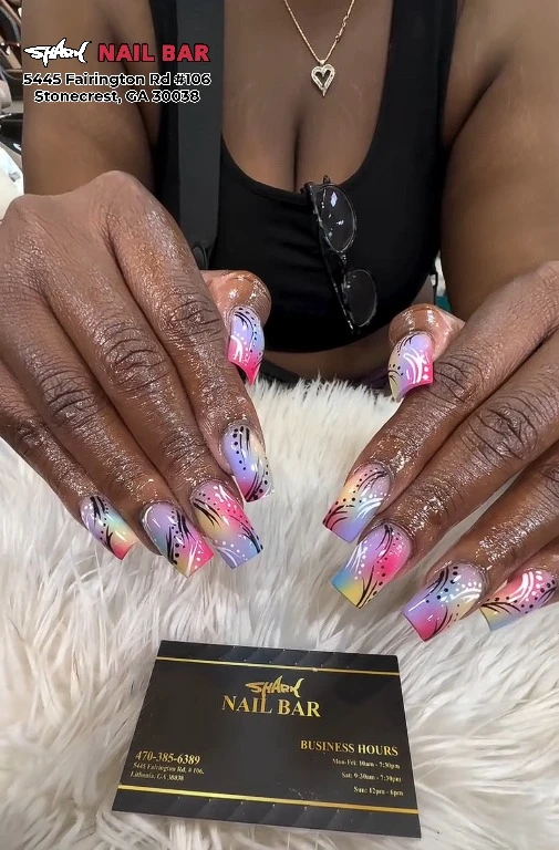 Nail colours